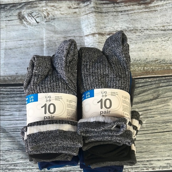 (2) Wonder Nation Boys Cushioned Multicolor Crew Socks 10-pack each Sz L (3-9) - Picture 3 of 4